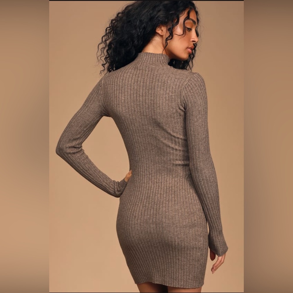 ✨Lulus NWT Heather Taupe Ribbed Mock Neck Sweater Dress 🤎Medium ✨ - Picture 4 of 7